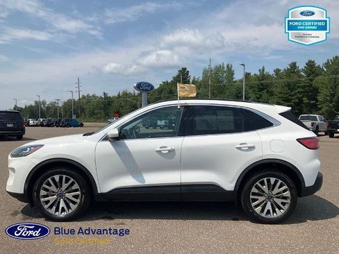 Certified 2022 Ford Escape Titanium w/ Class II Trailer Tow Package AWD/4WD image 27