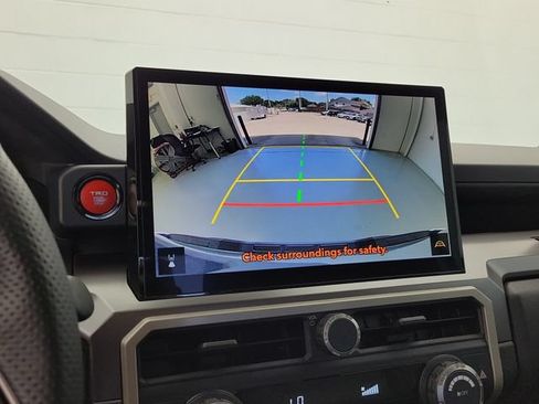Used 2024 Toyota Tacoma TRD Sport AWD/4WD image 27