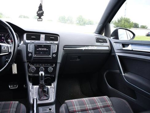 Used 2017 Volkswagen GTI S FWD image 19