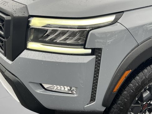 Used 2023 Nissan Frontier Pro-X w/ Pro-X Premium Package image 10