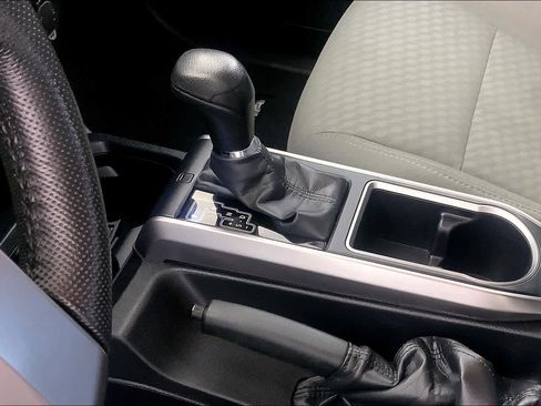 Used 2020 Toyota Tacoma SR5 image 14