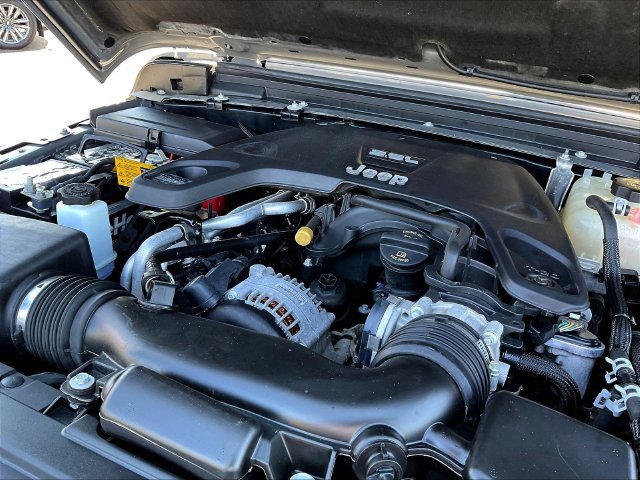 Used 2021 Jeep Gladiator Rubicon AWD/4WD image 33