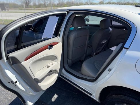 Used 2008 Buick Lucerne CXL w/ Luxury Package image 9