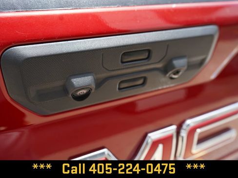 Used 2025 GMC Sierra 1500 AT4 w/ AT4 Premium Package AWD/4WD image 16
