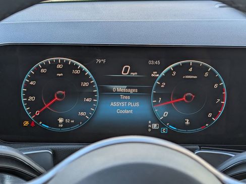 Used 2023 Mercedes-Benz GLB 250 4MATIC image 14