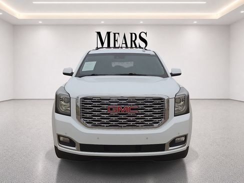 Used 2018 GMC Yukon XL Denali w/ Open Road Package AWD/4WD image 8