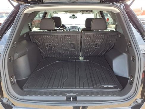 Used 2023 Chevrolet Equinox LT w/ LPO, Floor Liner Package image 10