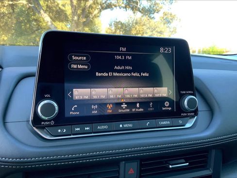 Used 2024 Nissan Rogue SV image 20