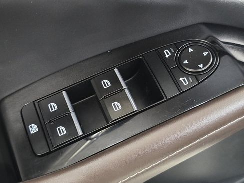 Used 2022 MAZDA CX-30 AWD 2.5 S w/ Premium Package image 26