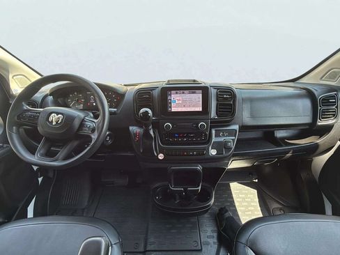 Used 2023 RAM ProMaster 2500 FWD image 9