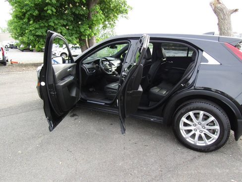 Used 2022 Cadillac XT4 Luxury AWD/4WD image 21