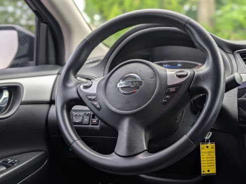 Used 2019 Nissan Sentra S FWD image 12