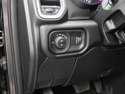 New 2026 RAM 2500 Big Horn AWD/4WD image 17