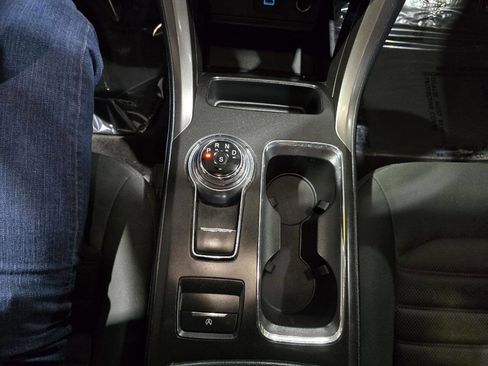 Used 2017 Ford Fusion SE image 36