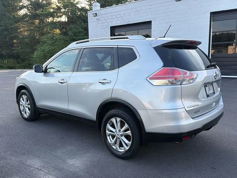 Used 2015 Nissan Rogue SV AWD/4WD image 5