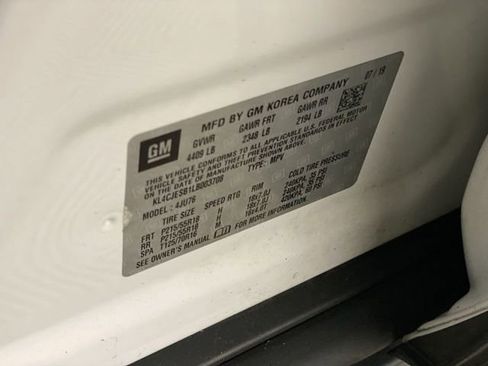 Used 2020 Buick Encore Preferred AWD/4WD image 37