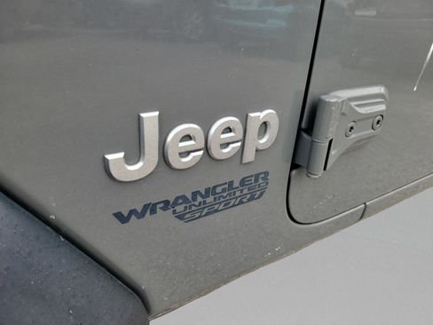Used 2018 Jeep Wrangler Unlimited Sport S image 15