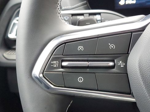 New 2026 Chevrolet Traverse LT w/ Midnight/Sport Edition image 10