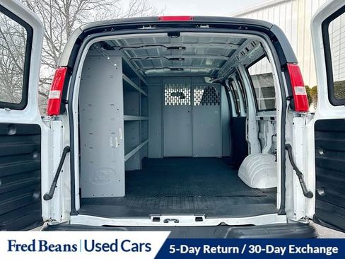 Used 2022 Chevrolet Express 2500 w/ Driver Convenience Package image 21