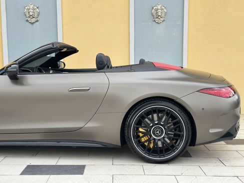 Used 2022 Mercedes-Benz SL 63 AMG 4MATIC image 24