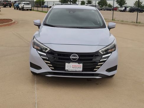 Certified 2025 Nissan Versa SV w/ Trunk Package FWD image 5