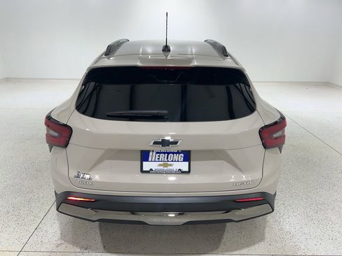New 2026 Chevrolet Trax ACTIV w/ Driver Confidence Package FWD image 4