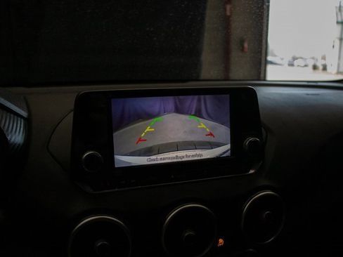 Used 2022 Nissan Sentra S w/ Lighting Package image 36