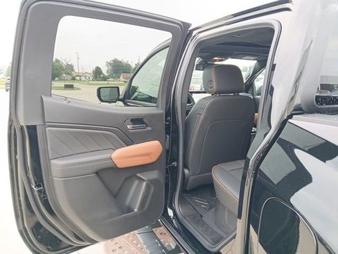 New 2026 GMC Canyon AT4 w/ Technology Plus Package AWD/4WD image 19