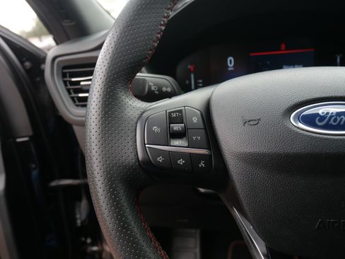 Used 2023 Ford Escape ST-Line w/ Tech Pack #1 image 11