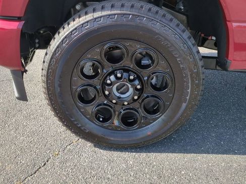 New 2026 Ford F250 XLT w/ XLT Premium Package AWD/4WD image 10