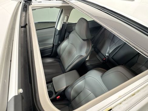 Certified 2025 Subaru Crosstrek 2.5i Limited w/ Crosstrek Mirror Package image 25