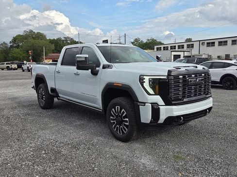 New 2026 GMC Sierra 3500 Denali Ultimate AWD/4WD image 7