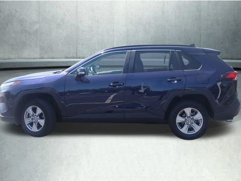 Used 2025 Toyota RAV4 XLE AWD/4WD image 15