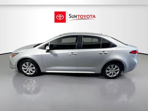 Used 2023 Toyota Corolla LE FWD image 7