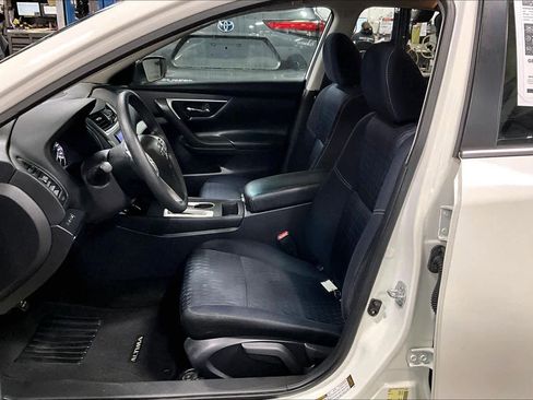 Used 2017 Nissan Altima 2.5 S image 8