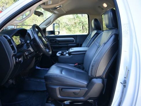 Used 2020 RAM 3500 Tradesman RWD image 12