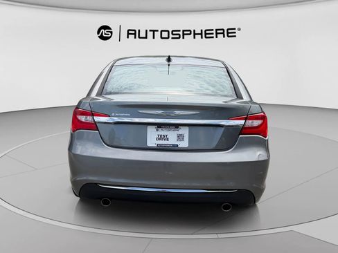 Used 2013 Chrysler 200 Limited FWD image 8
