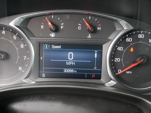 Used 2024 GMC Terrain SLE w/ Driver Convenience Package image 21