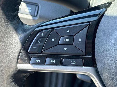 Used 2023 Nissan Altima 2.5 SL FWD image 23