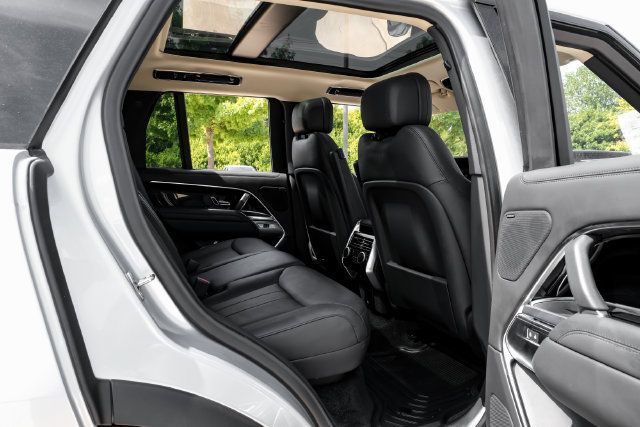 Used 2023 Land Rover Range Rover SE AWD/4WD image 38
