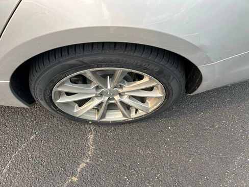 Used 2019 Cadillac CTS Luxury RWD image 12