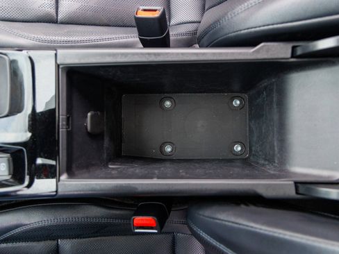 Used 2025 Toyota Camry XSE image 27