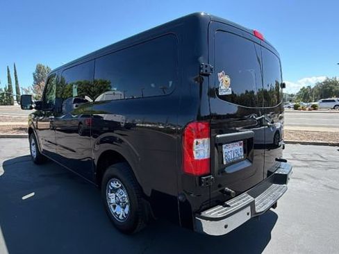 Used 2018 Nissan NV 3500 SL RWD image 6