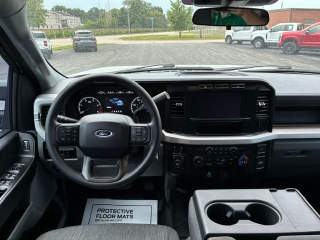 Used 2023 Ford F450 XL AWD/4WD image 18