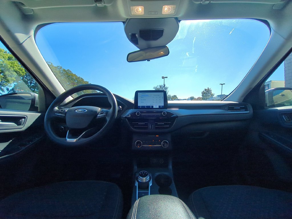 Used 2025 Ford Escape Active AWD/4WD image 22