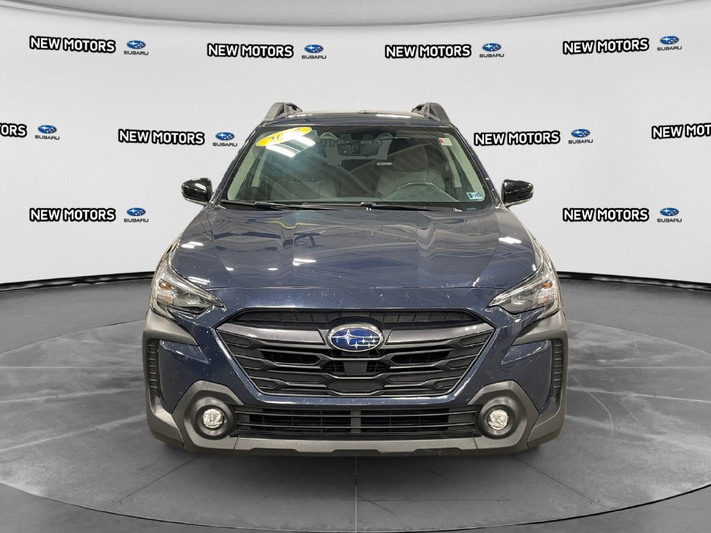 Used 2025 Subaru Outback Premium AWD/4WD image 8