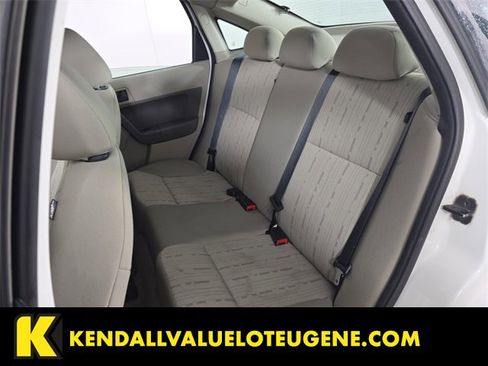 Used 2010 Ford Focus SE image 15