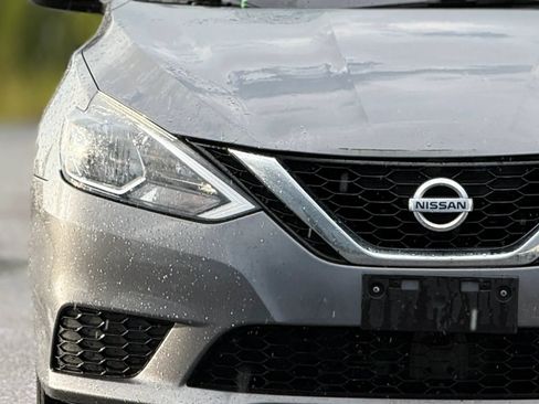 Used 2018 Nissan Sentra SV FWD image 11