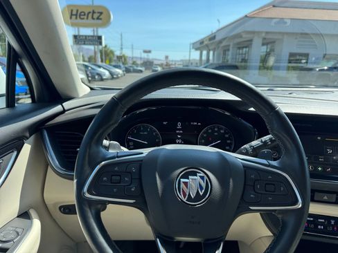 Used 2023 Buick Envision Essence image 32