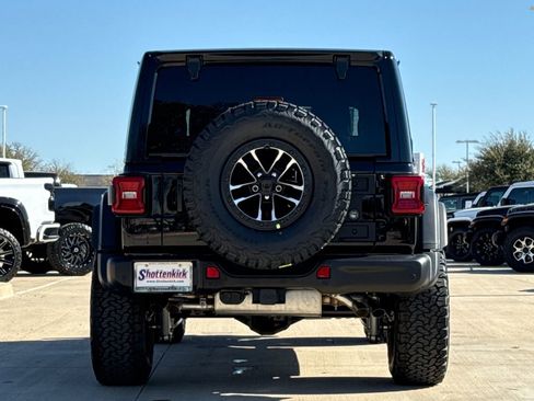 New 2026 Jeep Wrangler Unlimited Rubicon 392 w/ Quick Order Package 27X Moab AWD/4WD image 8
